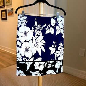 WHBM Navy Floral Pencil Skirt Size 2